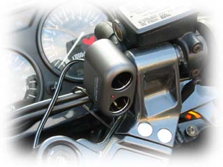 �V�K�[�\�P�b�g�t���̗��ʃe�[�v�ɂČŒ�